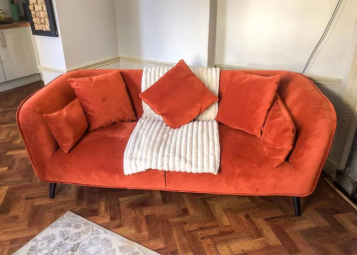 Historic Walk To Minster & Shambles * York