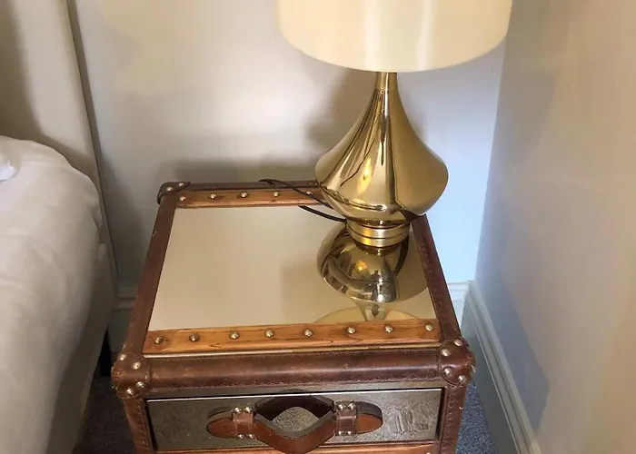 Historic Walk To Minster & Shambles York